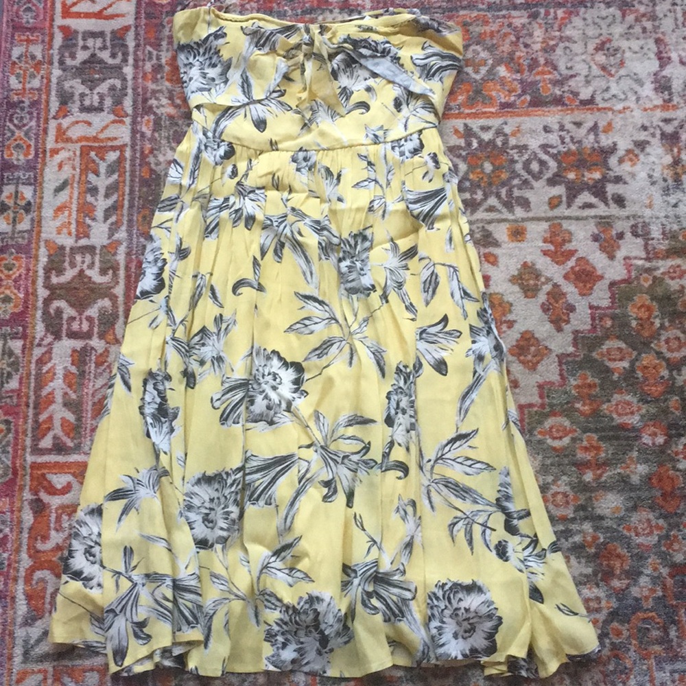 Cute yellow floral printed summer dress